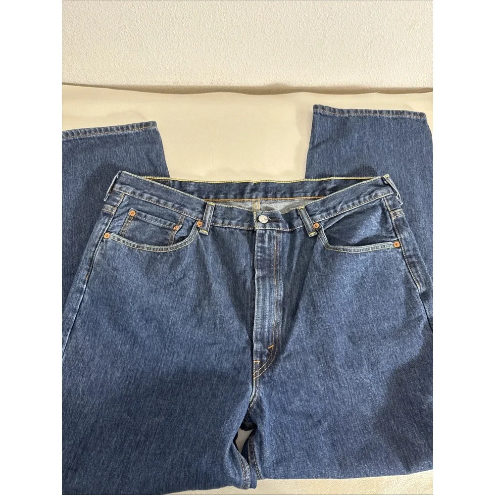 LEVI'S 550 MEN'S BLUE JEANS SIZE 40x30 STRAIGHT RELAXED   (G)